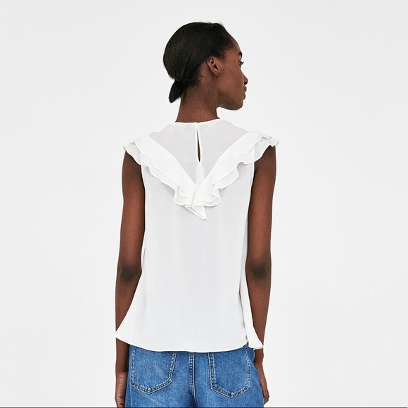 Zara romantic ruffled top - Picture 2 of 4